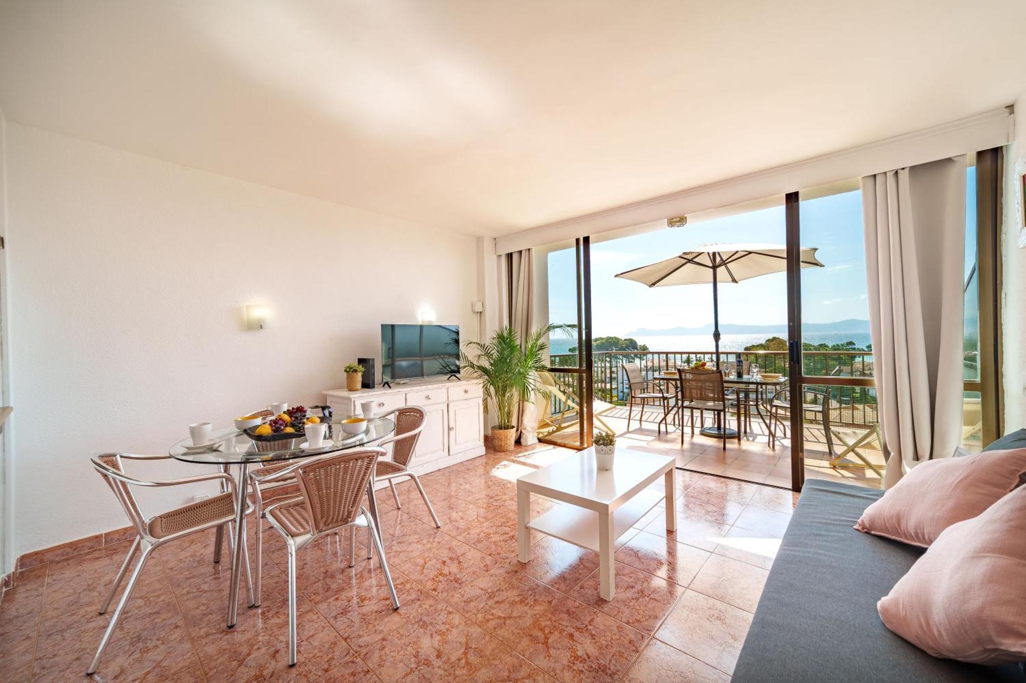 Apartment The Shell Ii, Beach Views And Pool Alcudia  Luaran gambar
