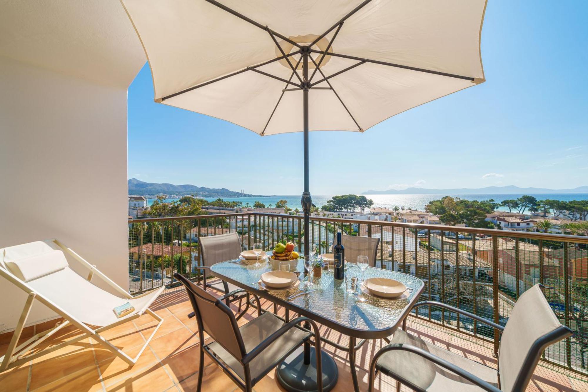 Apartment The Shell Ii, Beach Views And Pool Alcudia  Luaran gambar